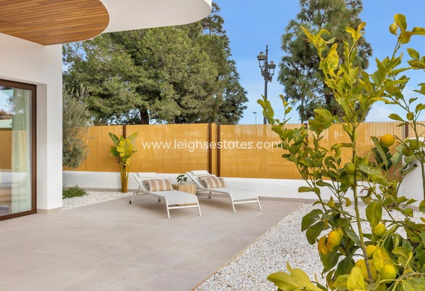 3 chambre Maison de Ville à vendre à Los Alcazares avec piscine - 539 900 € (Ref: 9685859)