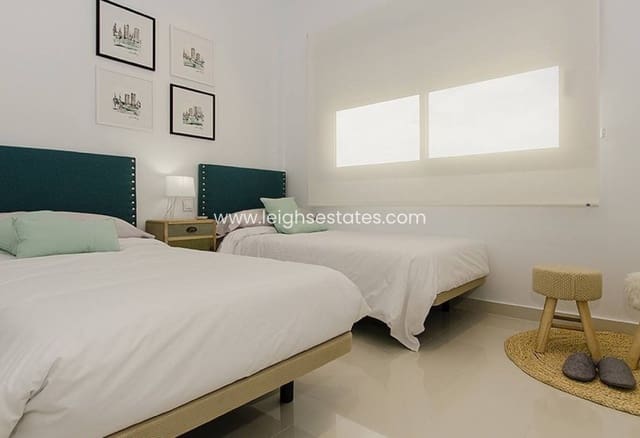 3 soverom Villa til salgs i Dehesa de Campoamor, Orihuela - € 995 000 (Ref: 9685865)