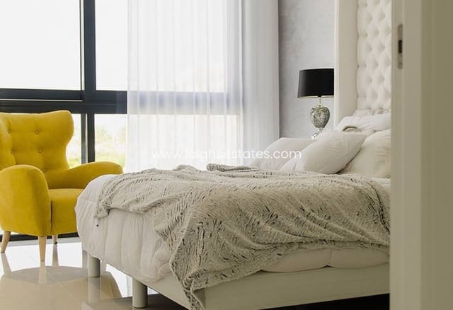 3 soverom Villa til salgs i Dehesa de Campoamor, Orihuela - € 995 000 (Ref: 9685865)