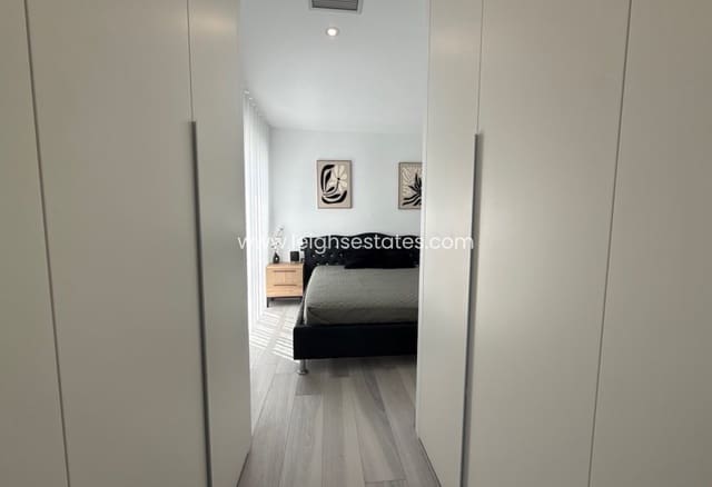 4 sypialnia Willa na sprzedaż w Lomas de Cabo Roig - Los Dolses, Orihuela z basenem garażem - 649 000 € (Ref: 9720962)