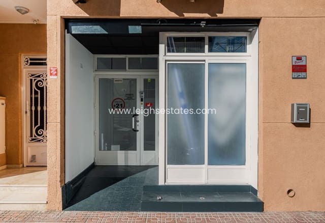 Local Comercial en Torrevieja en venta - 199.000 € (Ref: 9731474)