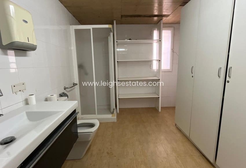 Commercieel te koop in Pilar de la Horadada - € 590.000 (Ref: 9772512)