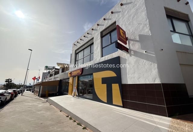 Kommersiell til salgs i Torrevieja - € 85 000 (Ref: 9793774)