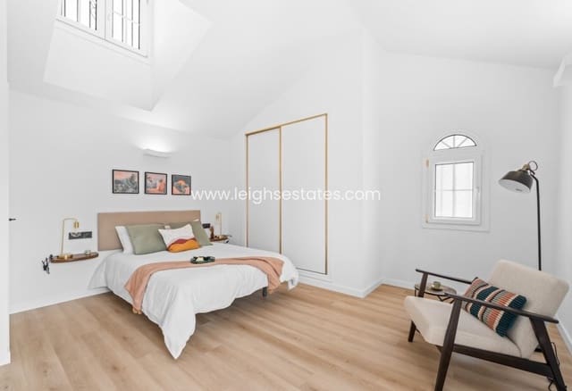 3 Zimmer Villa zu verkaufen in Villamartin, Orihuela mit Pool Garage - 269.800 € (Ref: 9803804)