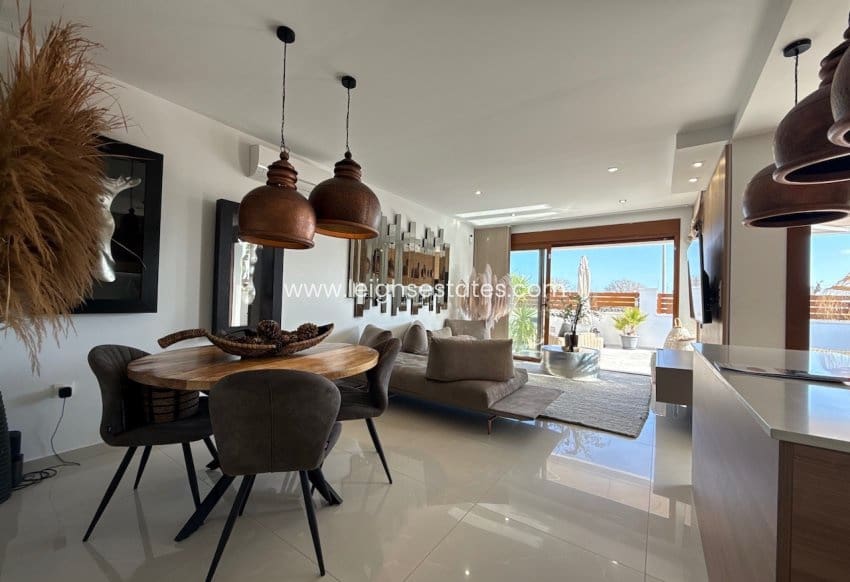 3 bedroom Villa for sale in Torre de la Horadada with pool garage - € 629,000 (Ref: 9805835)