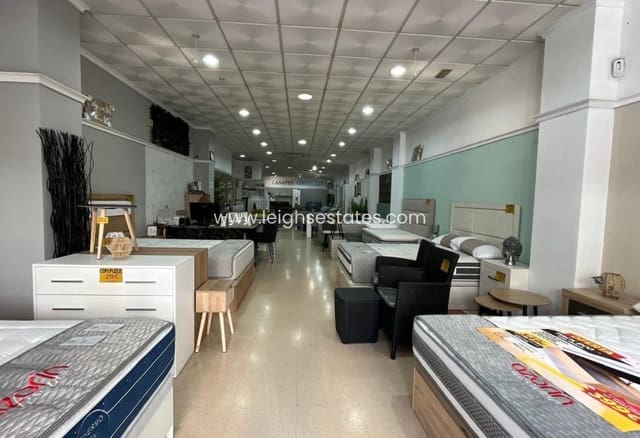 Komercyjne na sprzedaż w Torrevieja - 260 000 € (Ref: 9807530)