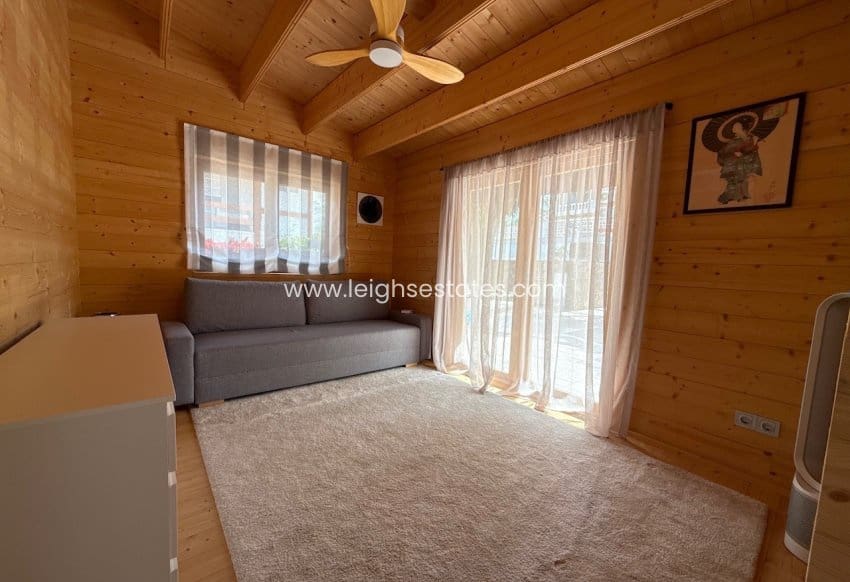 2 bedroom Villa for sale in Pinar de Campoverde with pool garage - € 499,000 (Ref: 9815338)