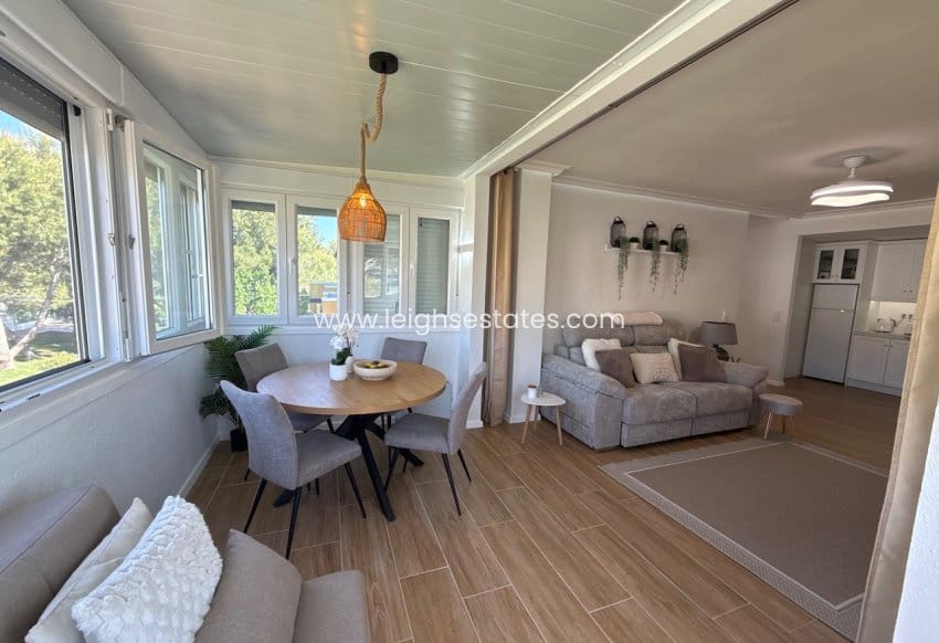 2 bedroom Apartment for sale in Mil Palmeras with pool - € 179,000 (Ref: 9826133)