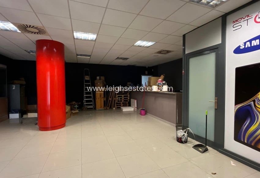Gewerbe zu verkaufen in Torrevieja - 259.000 € (Ref: 9833087)