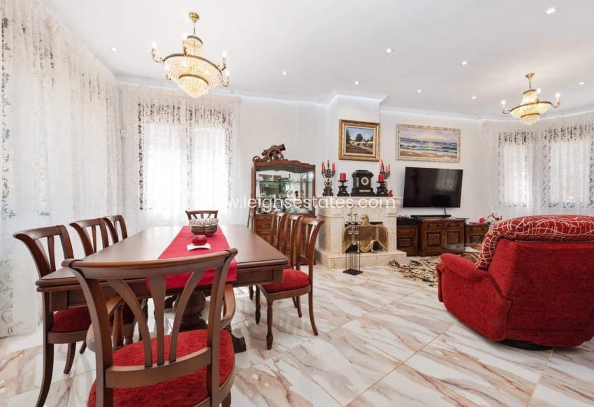 4 bedroom Villa for sale in Dehesa de Campoamor with pool garage - € 1,600,000 (Ref: 9854701)