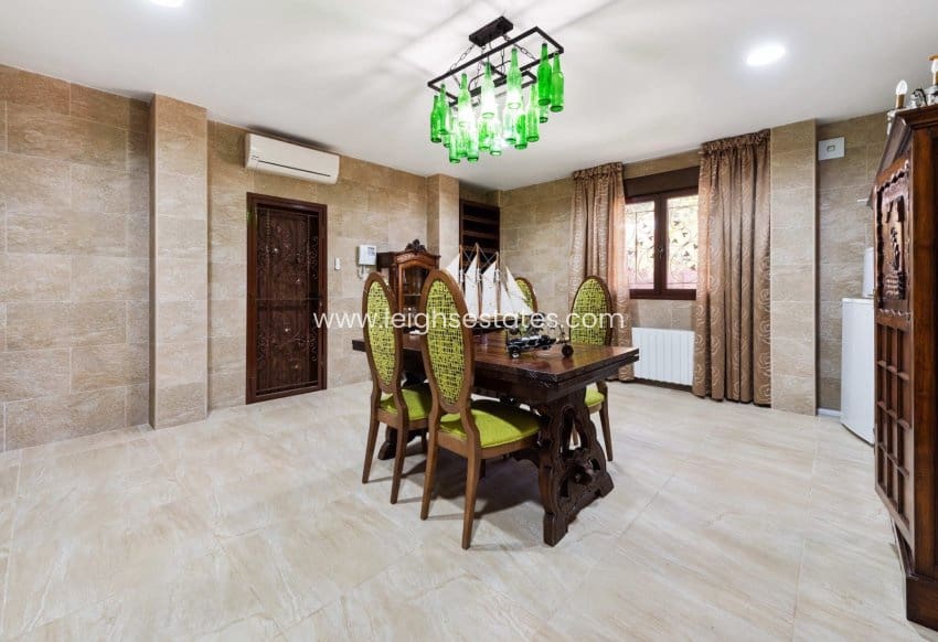 4 bedroom Villa for sale in Dehesa de Campoamor with pool garage - € 1,600,000 (Ref: 9854701)