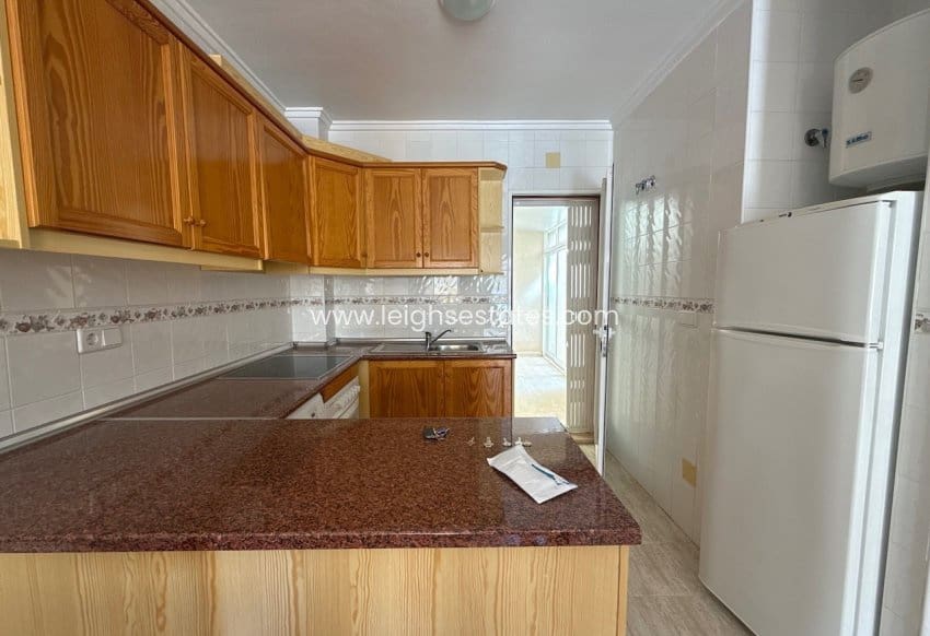 2 bedroom Apartment for sale in Villamartin with pool - € 135,000 (Ref: 9895609)