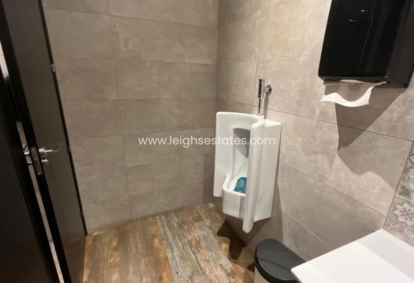 Kommersiell till salu i Los Alcazares - 360 000 € (Ref: 9898593)
