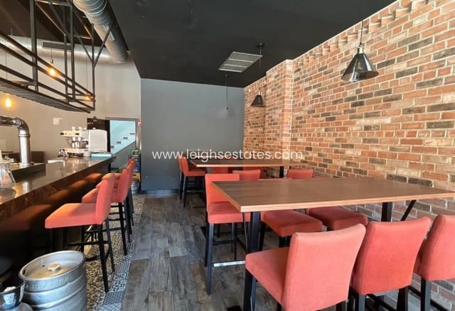 Kommersiell till salu i Los Alcázares - 360 000 € (Ref: 9898593)