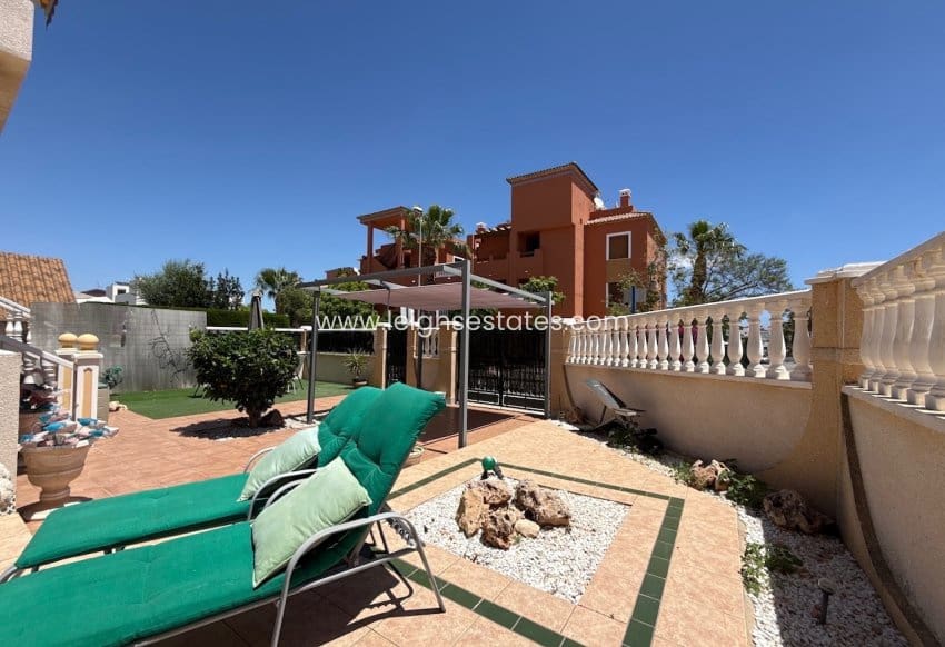2 chambre Appartement à vendre à Villamartin avec piscine garage - 199 000 € (Ref: 9909822)