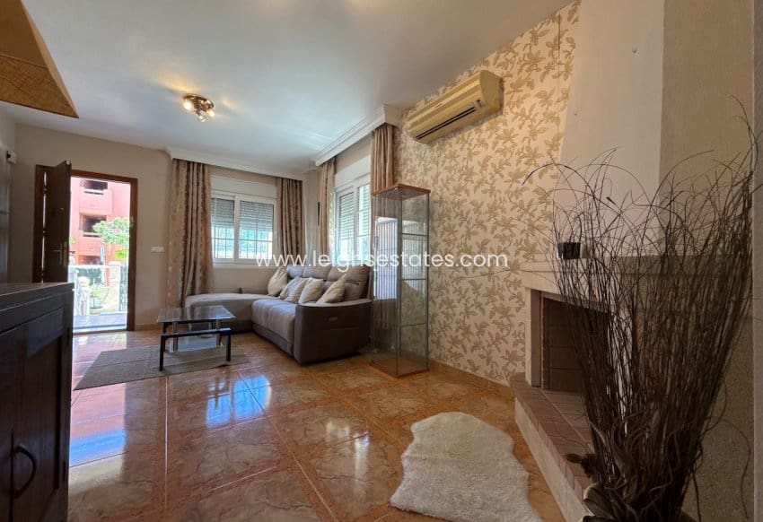 2 chambre Appartement à vendre à Villamartin avec piscine garage - 199 000 € (Ref: 9909822)