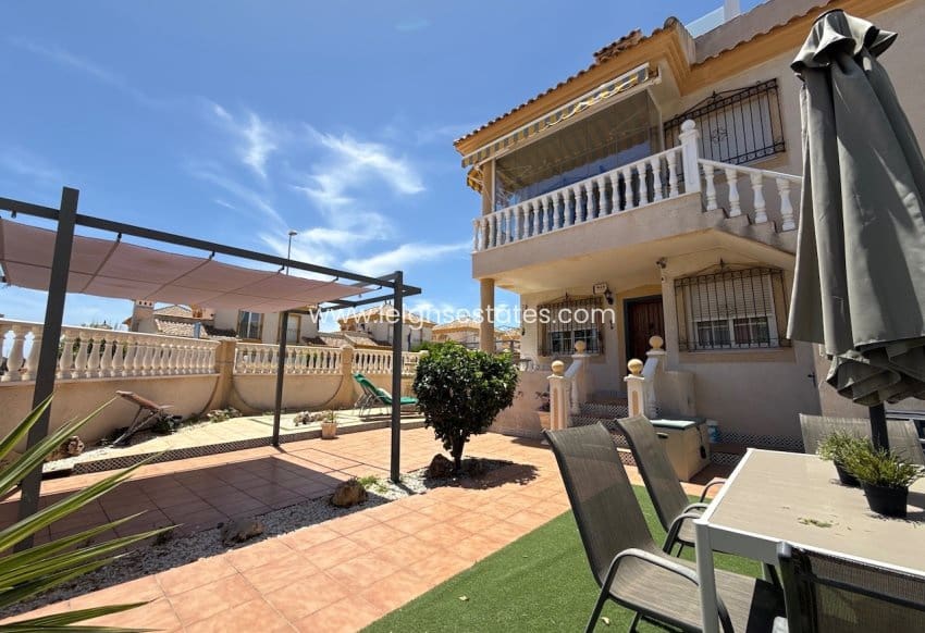 2 chambre Appartement à vendre à Villamartin avec piscine garage - 199 000 € (Ref: 9909822)