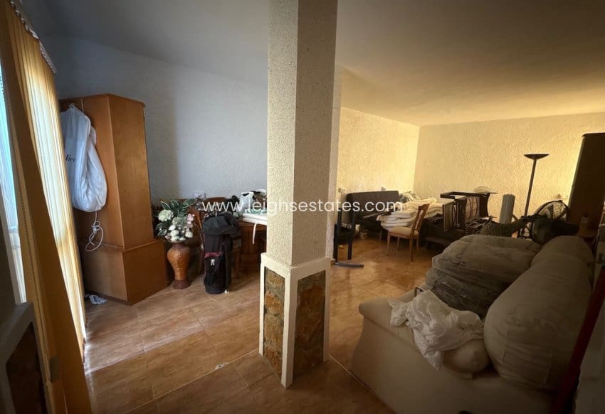 3 soverom Villa til salgs i Pinar de Campoverde med svømmebasseng garasje - € 445 000 (Ref: 9932579)