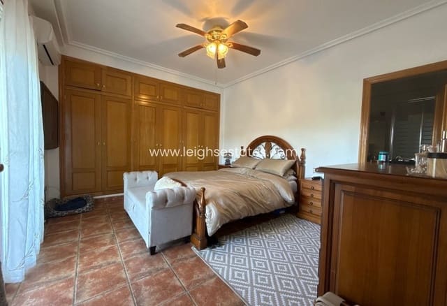 3 soverom Villa til salgs i Pinar de Campoverde, Pilar de la Horadada med svømmebasseng garasje - € 445 000 (Ref: 9932579)