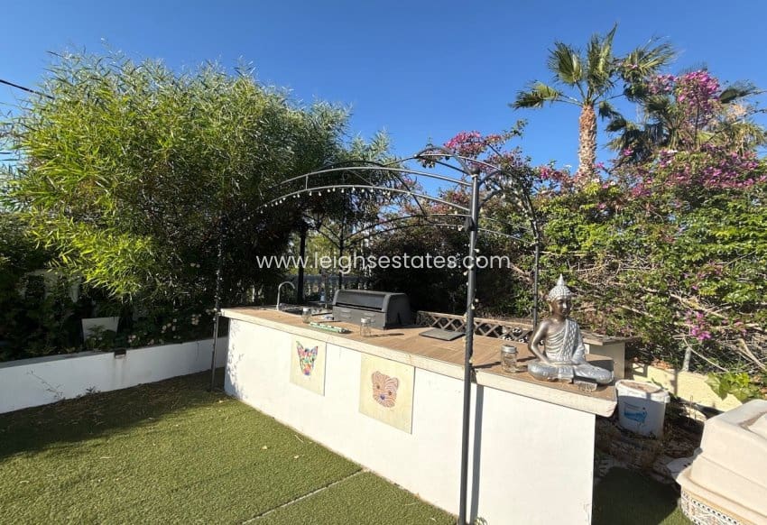 3 soverom Villa til salgs i Pinar de Campoverde med svømmebasseng garasje - € 445 000 (Ref: 9932579)