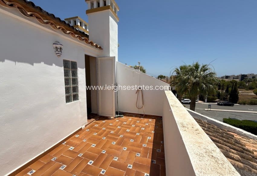 3 soveværelse Byhus til salg i Villamartin med swimmingpool garage - € 279.000 (Ref: 9953626)