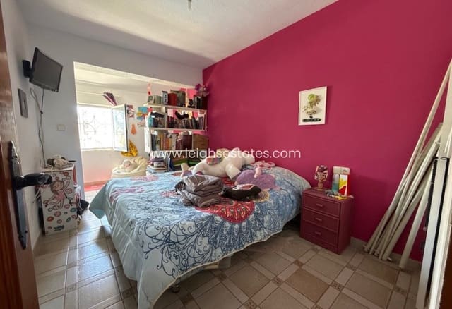 3 soveværelse Byhus til salg i Villamartin, Orihuela med swimmingpool garage - € 279.000 (Ref: 9953626)