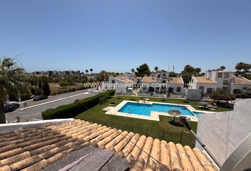 3 soveværelse Byhus til salg i Villamartin med swimmingpool garage - € 279.000 (Ref: 9953626)