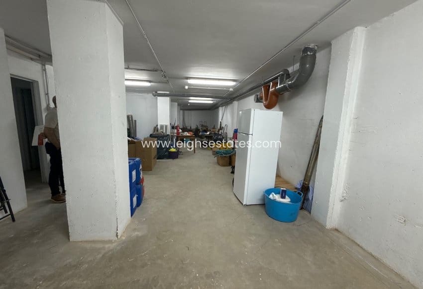 Commercial for sale in Pilar de la Horadada - € 121,000 (Ref: 9964550)