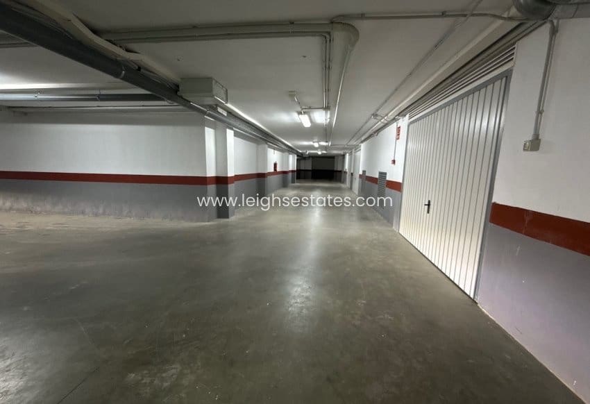 Commercial for sale in Pilar de la Horadada - € 121,000 (Ref: 9964550)