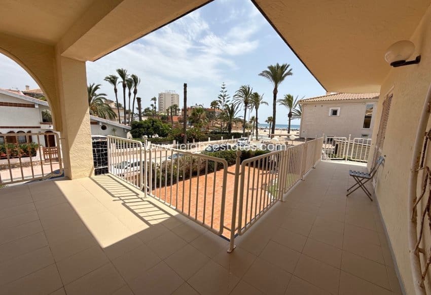 5 soverom Villa til salgs i La Zenia med svømmebasseng garasje - € 1 295 000 (Ref: 9974470)
