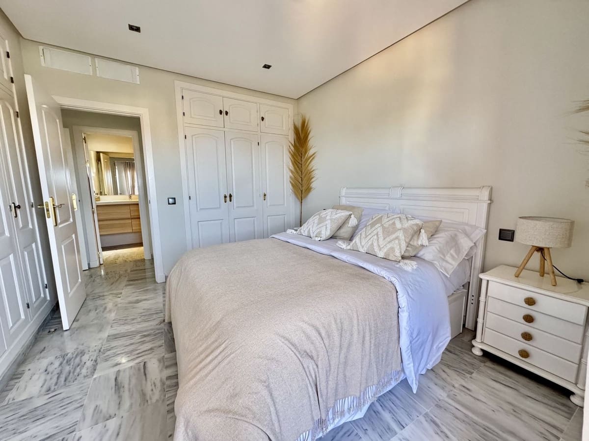 1 camera da letto Appartamento sulla Spiaggia in vendita in Benalmadena Costa con piscina garage - 299.000 € (Rif: 9324803)