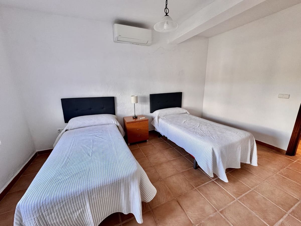 5 slaapkamer Finca/Landhuis te koop in Coin met zwembad garage - € 899.000 (Ref: 9331346)