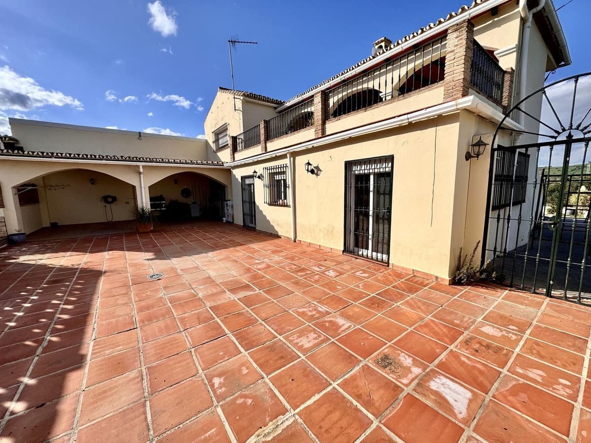 5 soverom Finca/Herregård til salgs i Coin med svømmebasseng garasje - € 899 000 (Ref: 9331346)