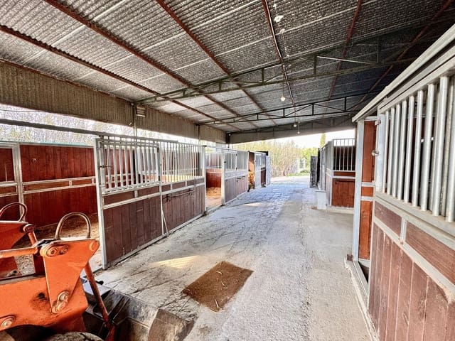 5 chambre Finca/Maison de Campagne à vendre à Coín avec piscine garage - 899 000 € (Ref: 9331346)