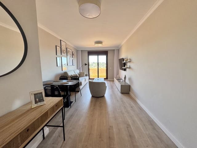 Apartamento de 2 habitaciones en Benahavís en venta con piscina - 310.000 € (Ref: 9331347)