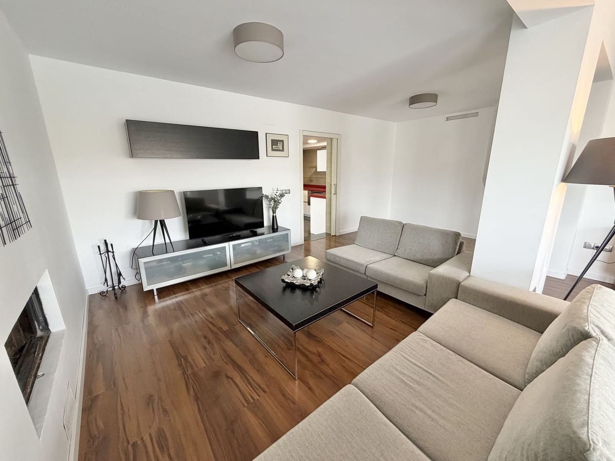 3 slaapkamer Villa te koop in Mijas Costa met zwembad garage - € 849.000 (Ref: 9386385)