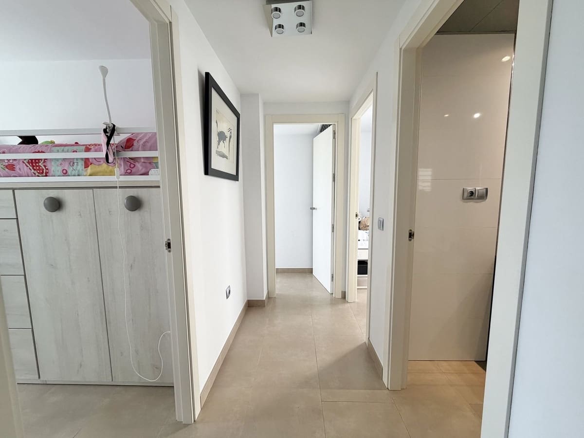 3 soverom Villa til salgs i Mijas Costa med svømmebasseng garasje - € 789 000 (Ref: 9386385)