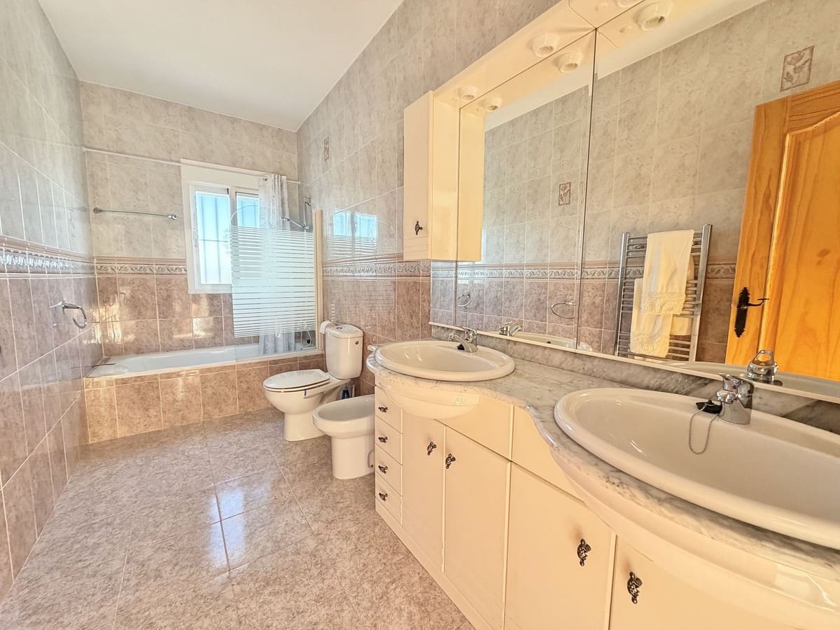 4 bedroom Finca/Country House for sale in Alhaurin el Grande with pool garage - € 849,000 (Ref: 9465229)