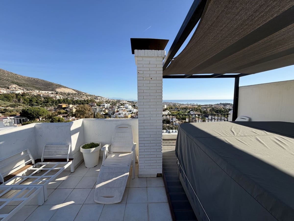 3 quarto Moradia Geminada para venda em Benalmadena com piscina garagem - 590 000 € (Ref: 9470045)