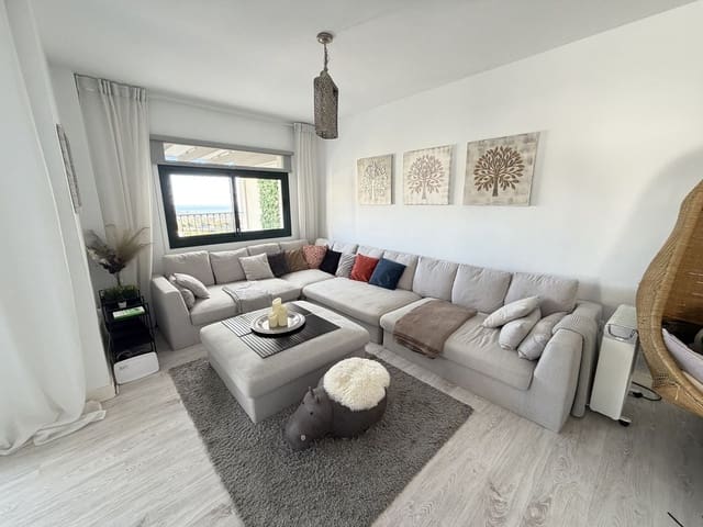 3 bedroom Semi-detached Villa for sale in Benalmádena pueblo, Benalmádena with pool garage - € 590,000 (Ref: 9470045)