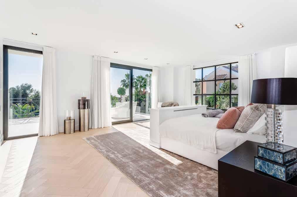 6 bedroom Villa for sale in Marbella with pool garage - € 7,295,000 (Ref: 5798654)