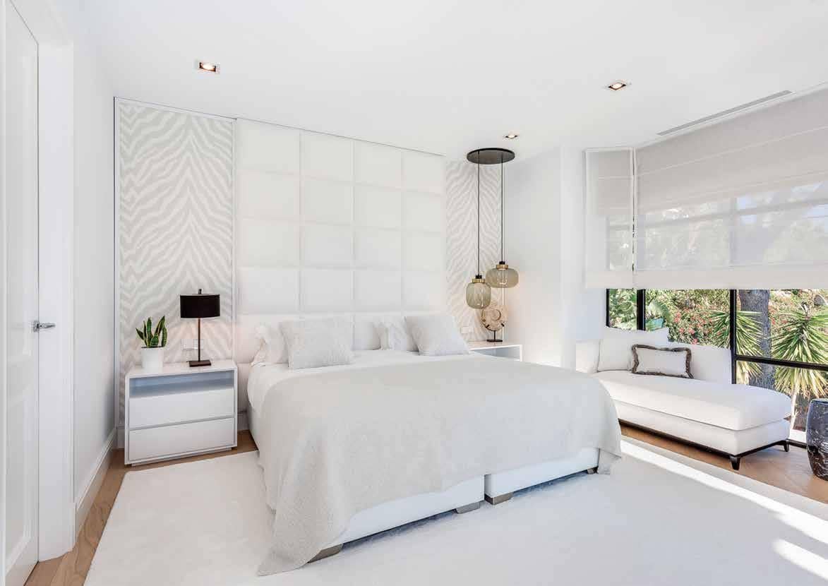 6 bedroom Villa for sale in Marbella with pool garage - € 7,295,000 (Ref: 5798654)