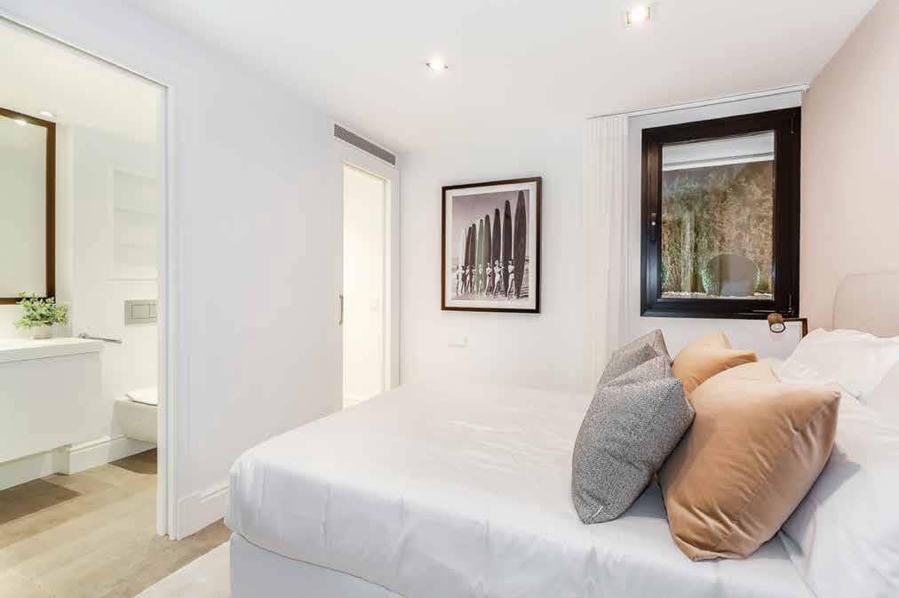 6 bedroom Villa for sale in Marbella with pool garage - € 7,295,000 (Ref: 5798654)