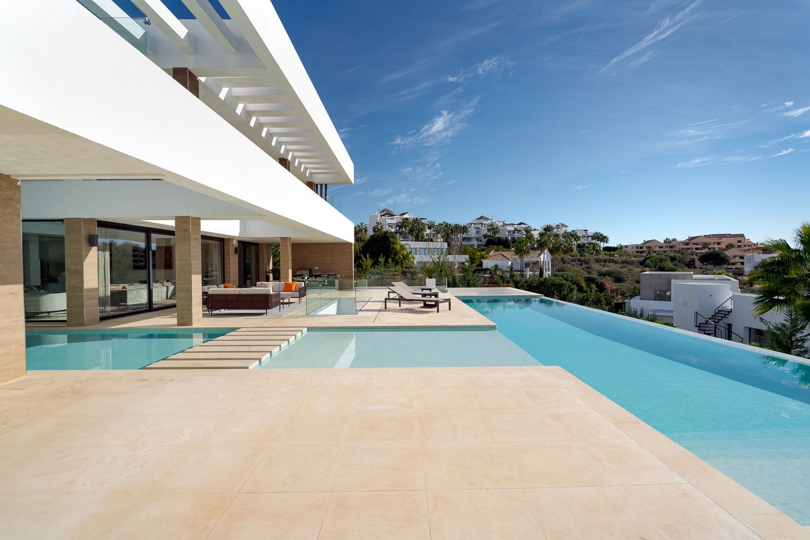 5 Zimmer Villa zu verkaufen in Benahavis mit Pool Garage - 4.595.000 € (Ref: 5799008)