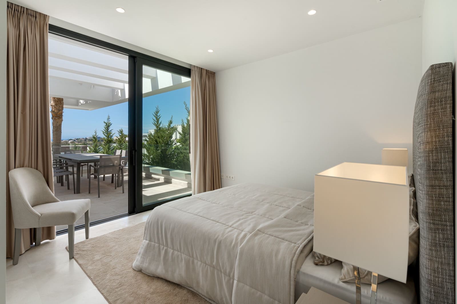 5 Zimmer Villa zu verkaufen in Benahavis mit Pool Garage - 4.595.000 € (Ref: 5799008)