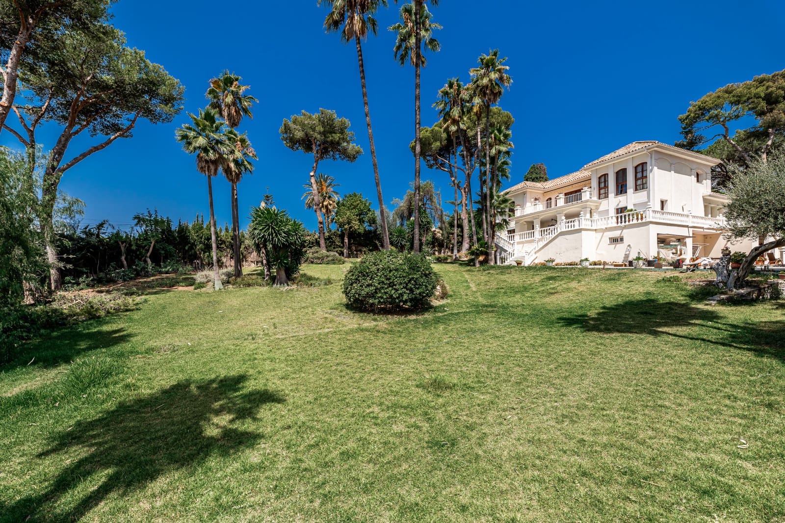 Bouwgrond te koop in Marbella - € 5.500.000 (Ref: 5799056)
