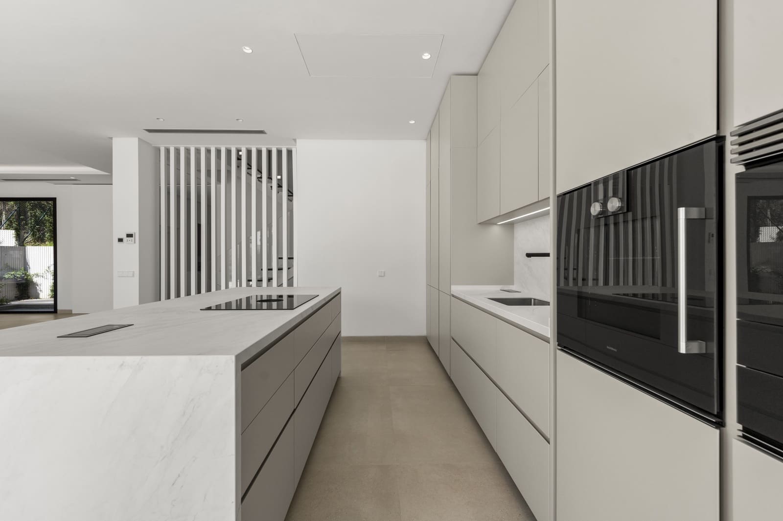 4 chambre Villa/Maison à vendre à Golden Mile avec piscine garage - 4 200 000 € (Ref: 5799099)