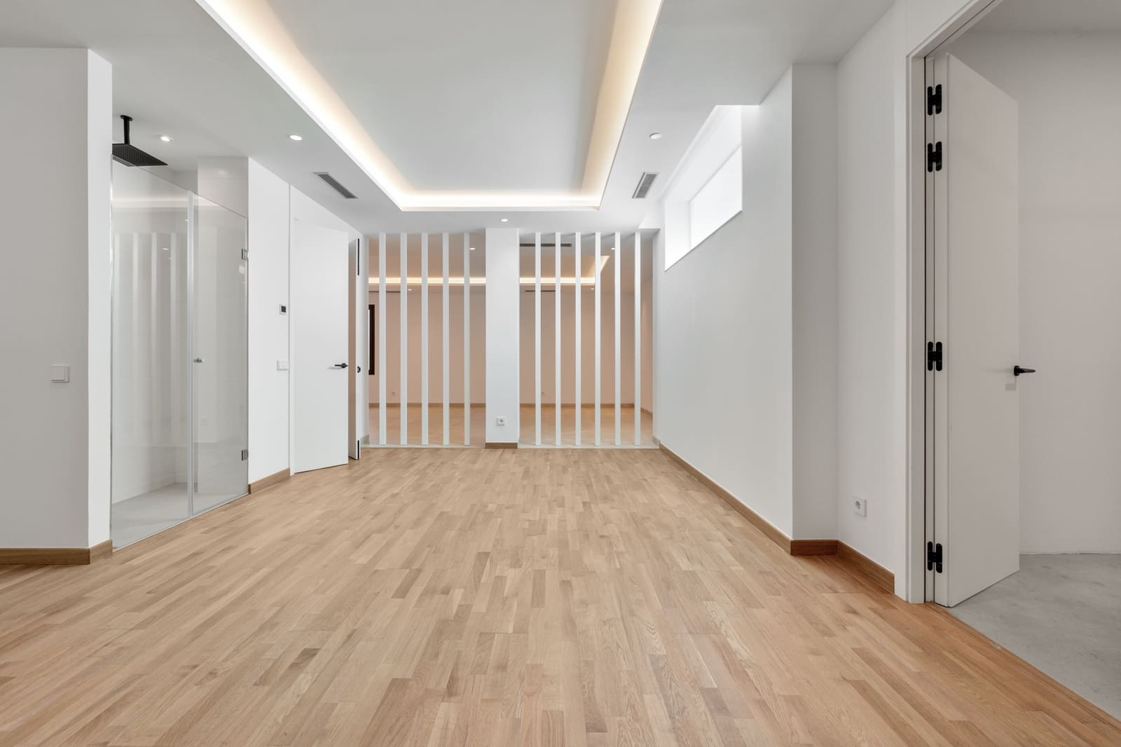 4 chambre Villa/Maison à vendre à Golden Mile avec piscine garage - 4 200 000 € (Ref: 5799099)