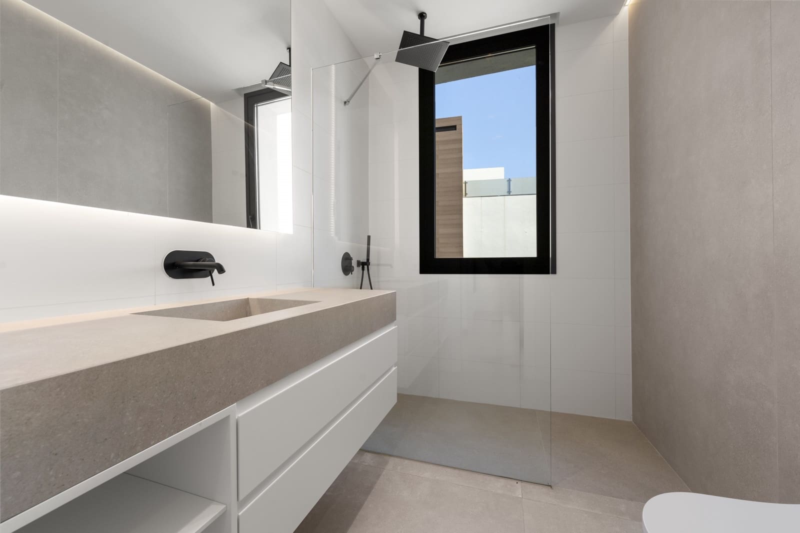 4 chambre Villa/Maison à vendre à Golden Mile avec piscine garage - 4 200 000 € (Ref: 5799099)