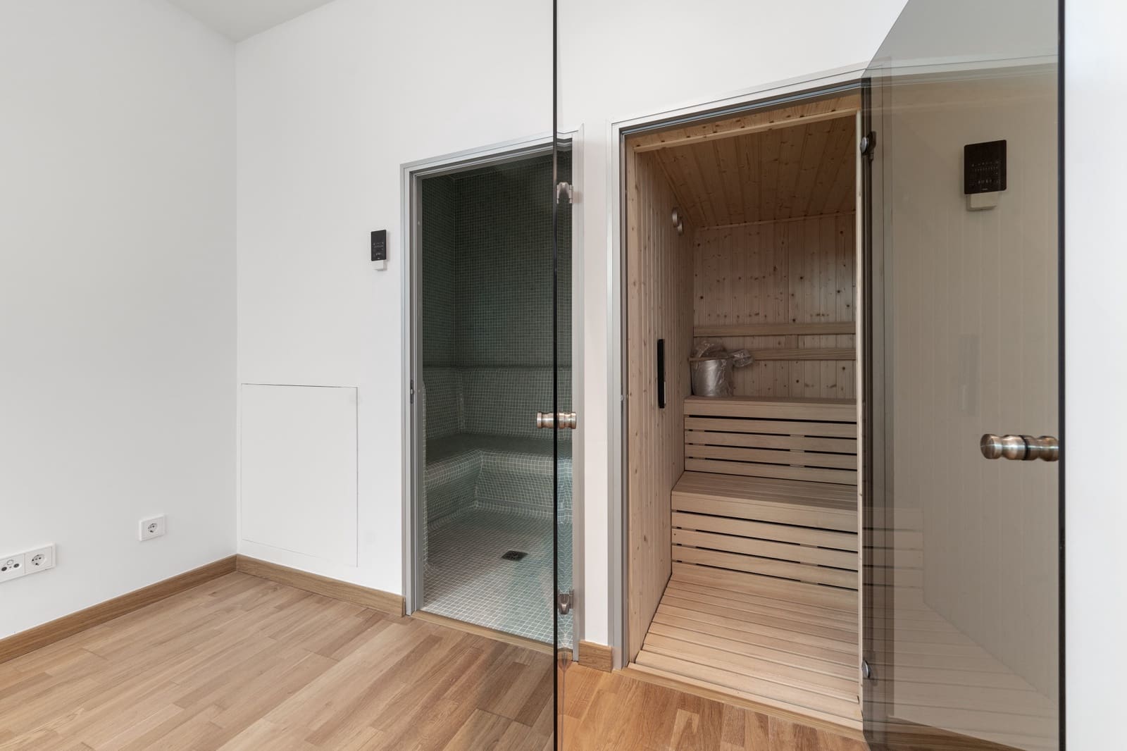 4 chambre Villa/Maison à vendre à Golden Mile avec piscine garage - 4 200 000 € (Ref: 5799099)